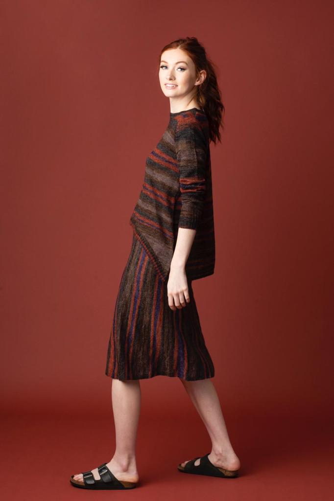 Stripe knit straight hem skirt